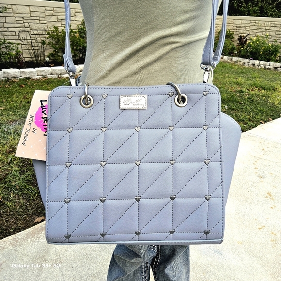 BETSEY JOHNSON PURPLE QUILTED HEART LUV BETSEY SATCHEL w/ CHAIN HANDELS - Picture 8 of 8